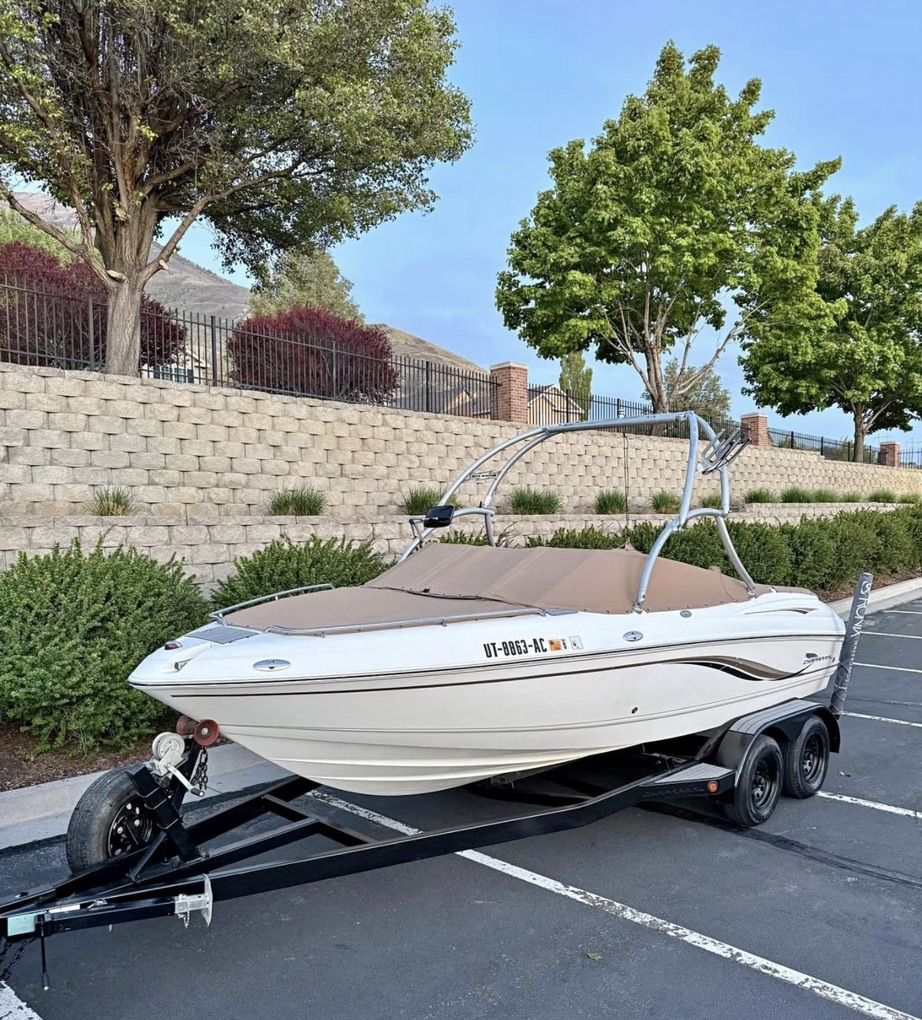 2004 Chaparral 204 SSI
