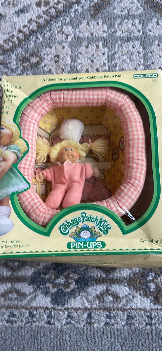 Vintage 1983 Cabbage Patch Kids Pin Ups Doll NIB