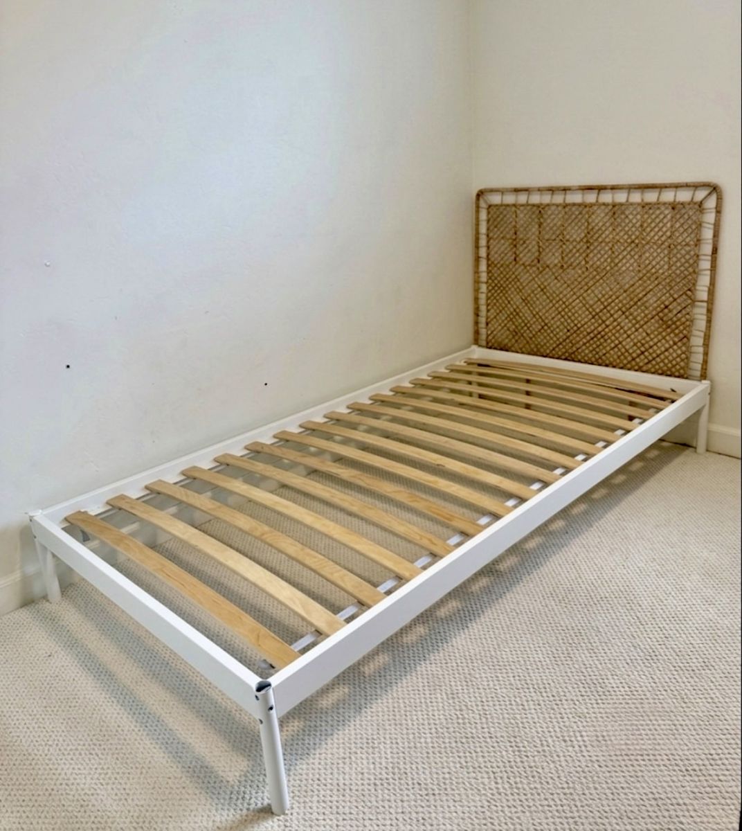 Main image 4