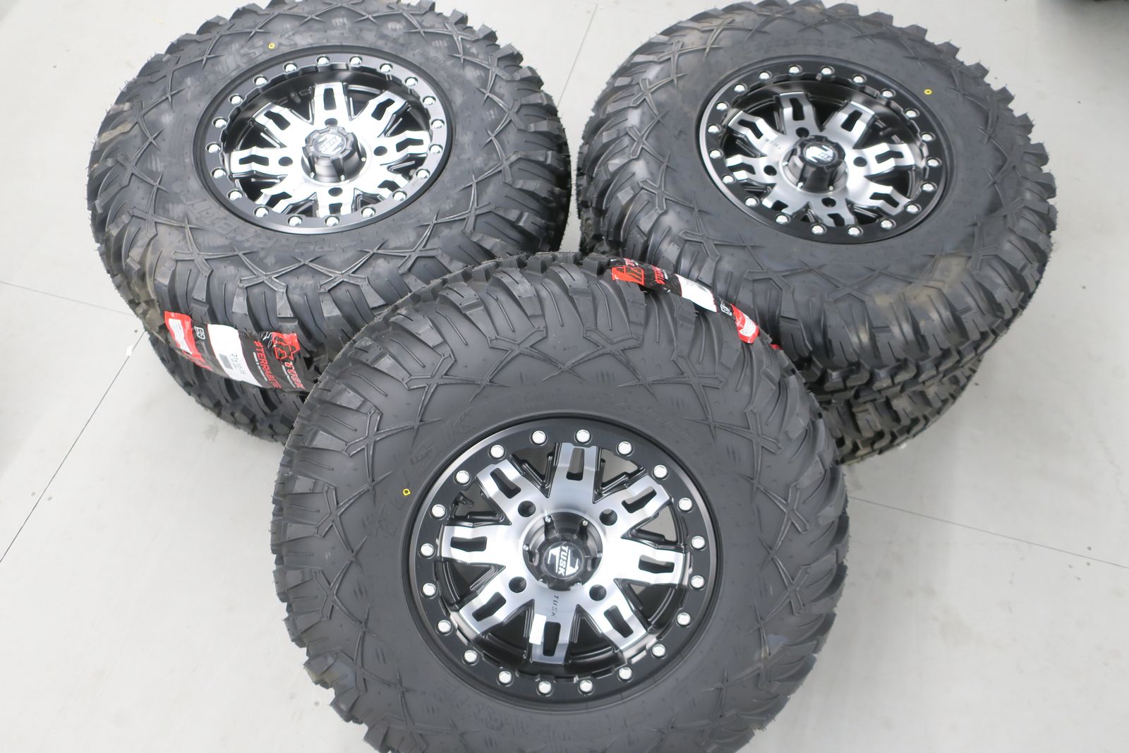 Tire and wheel package with a spare. POLARIS RZR - KAW KRX1000