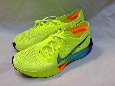 NEW Men's 9.5 Nike ZoomX Vaporfly 3 DV4130-700 Volt Neon Green Carbon Racing Shoes