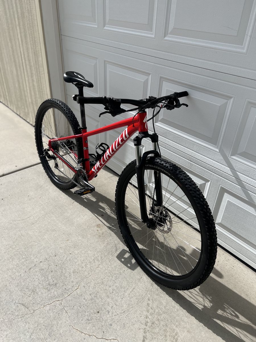 Specialized Rockhopper 29” Mountain Bike (S)