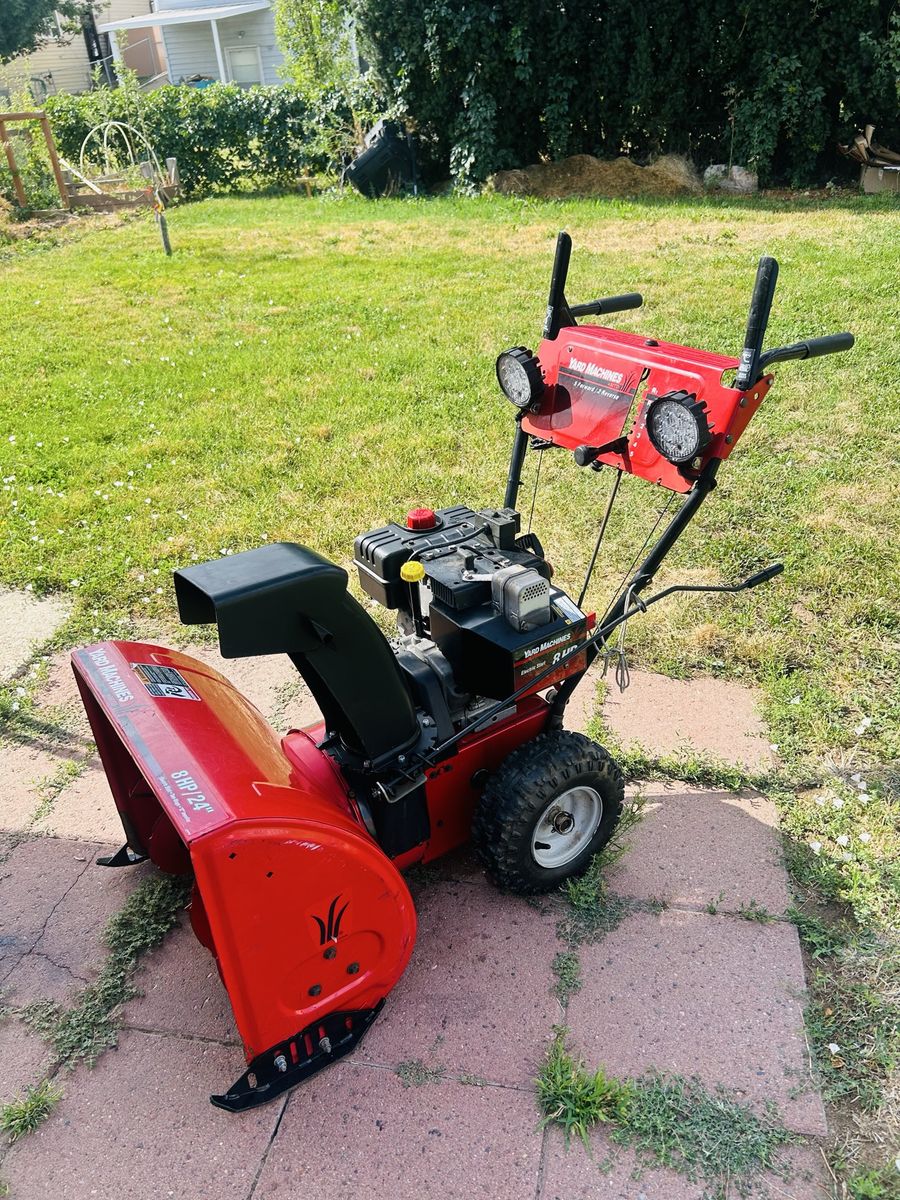 MTD Yard Machines Dual Stage Snow Blower