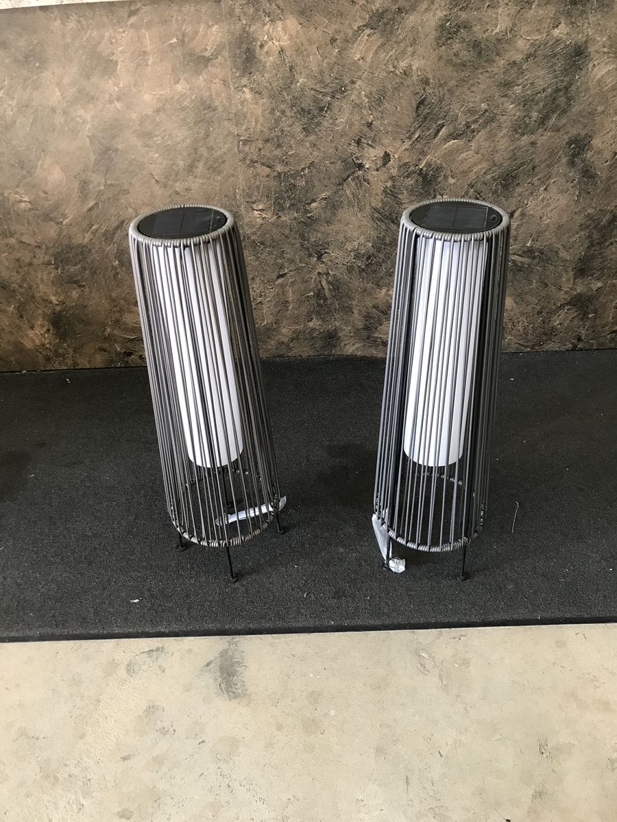 Grand patio 2 Outdoor Floor Solar Lights NEW NO BOX