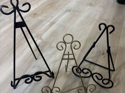 Decorative Metal Easel Stands - Black & Gold, Set of 3 for Plates, Pictures, Books