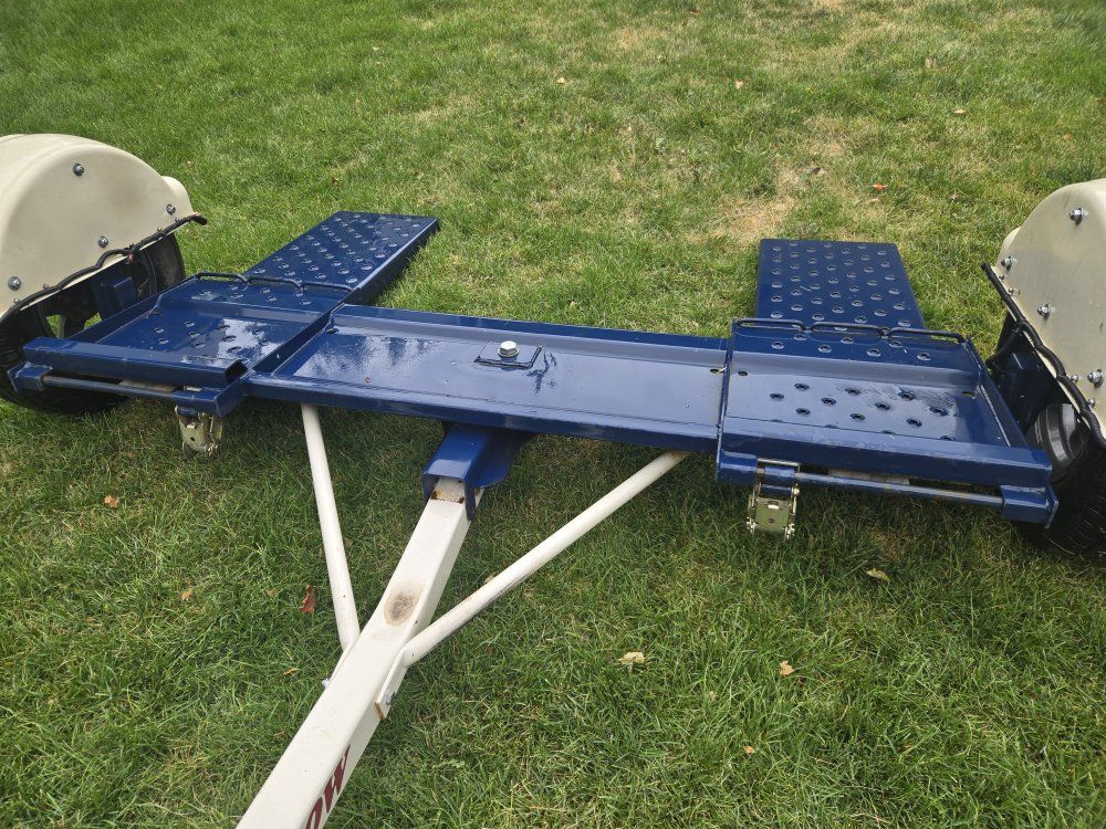 Main image 6