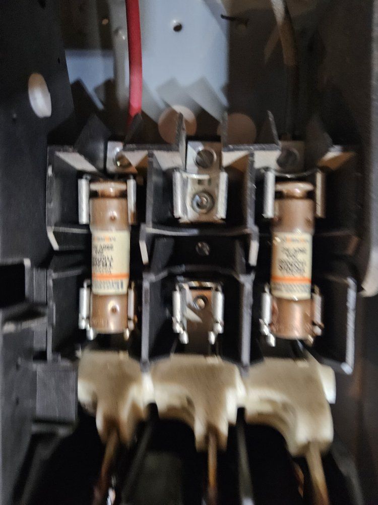 Main image 3