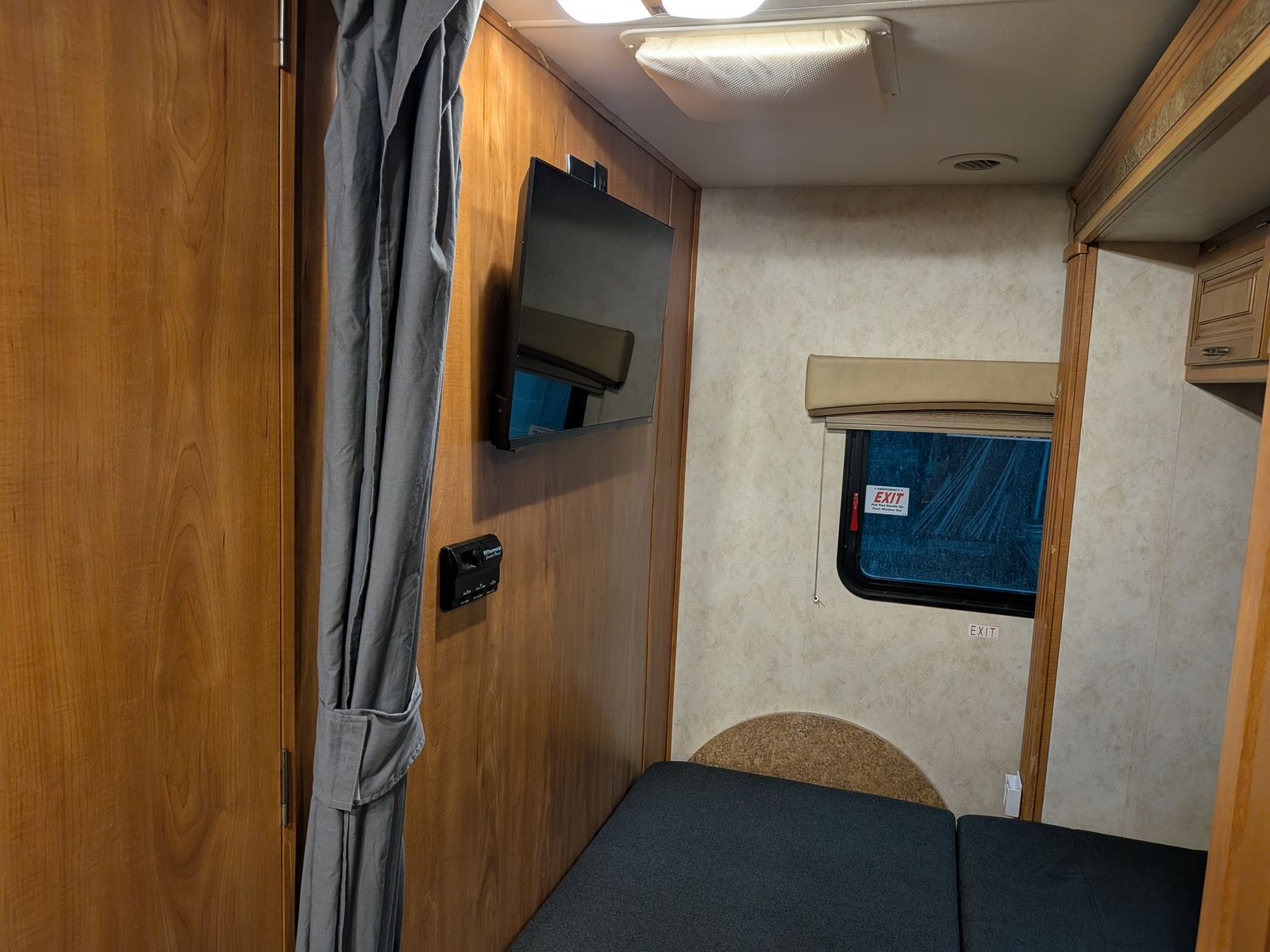 Main image 11
