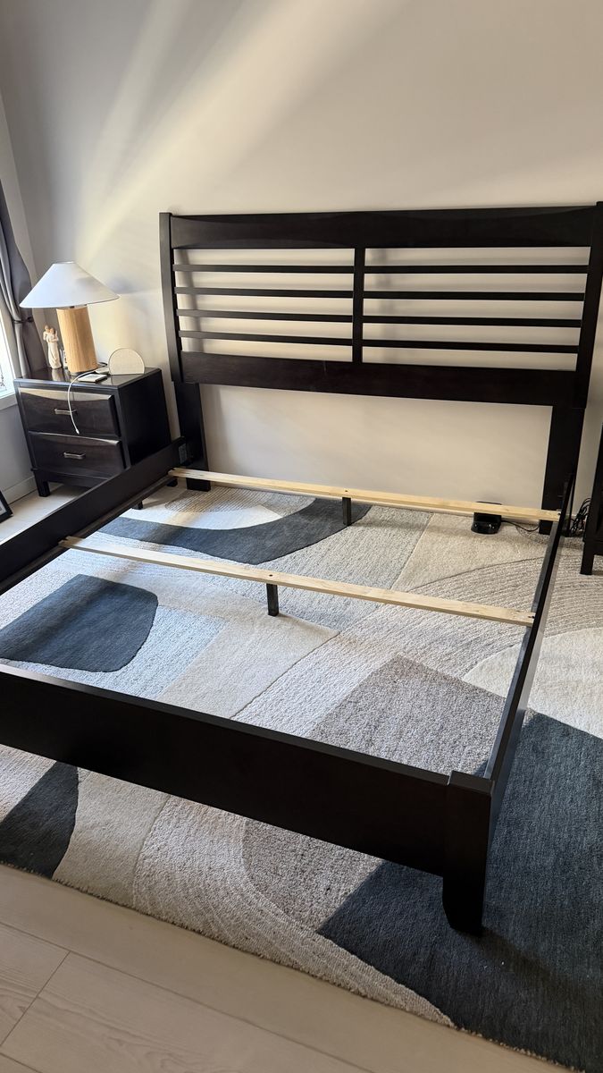 Modern King Bed Frame & Box Springs – Solid Wood – Excellent Condition *Mattress not included*