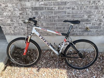 Trek 4500 Alpha Aluminum Mountain Bike (Large) - Shimano 24-Speed, Full Suspension