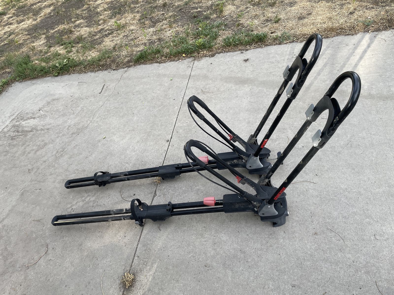 Yakima FrontLoader Rooftop Bike Racks (Pair) - Lightly Used w/Locks & Keys