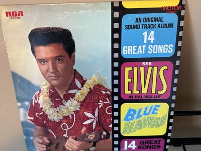 Elvis Presley Blue Hawaii Vinyl LP Album RCA Victor Stereo LSP-2426
