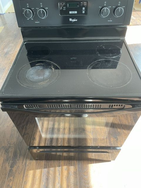 Whirlpool Electric 4 Burner Oven