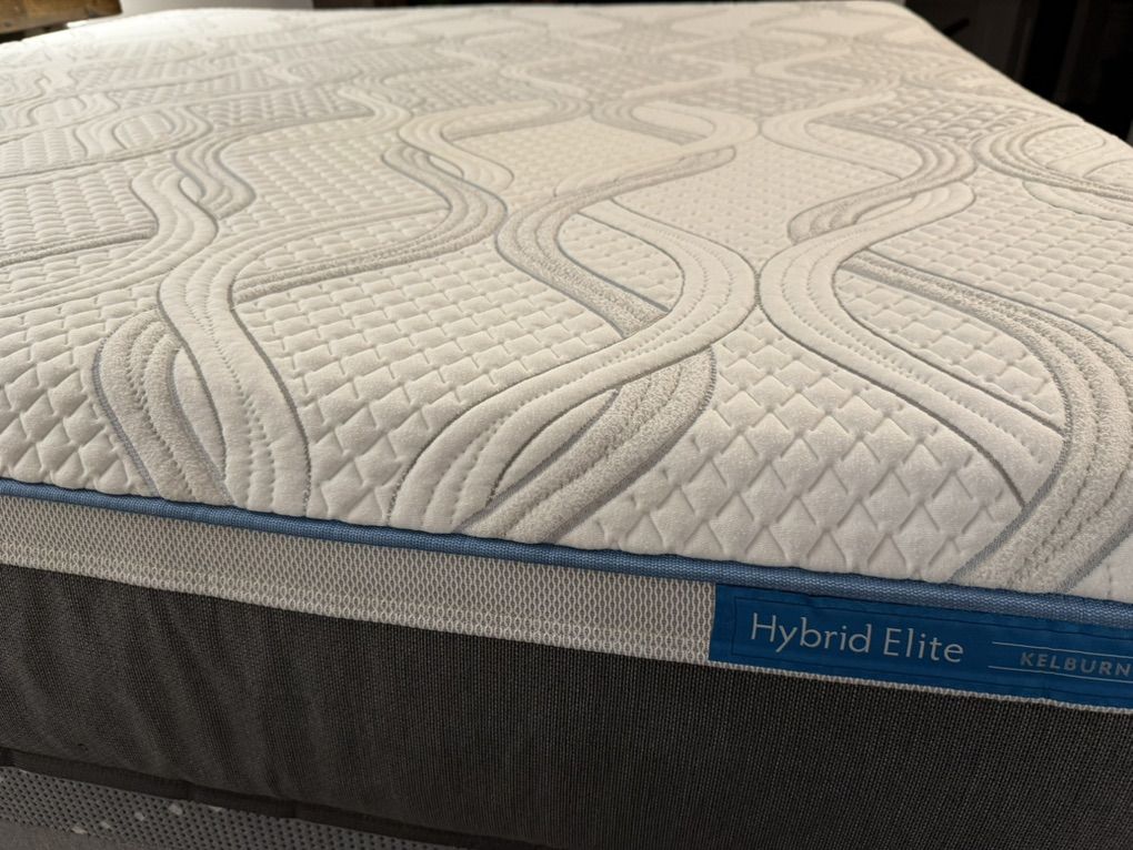 Sealy posturepedic King mattress! Only $300
