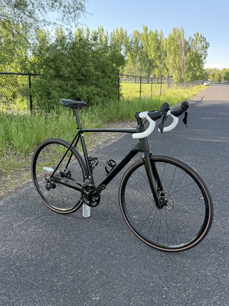 2023 Trek Emonda ALR 5 - 58cm
