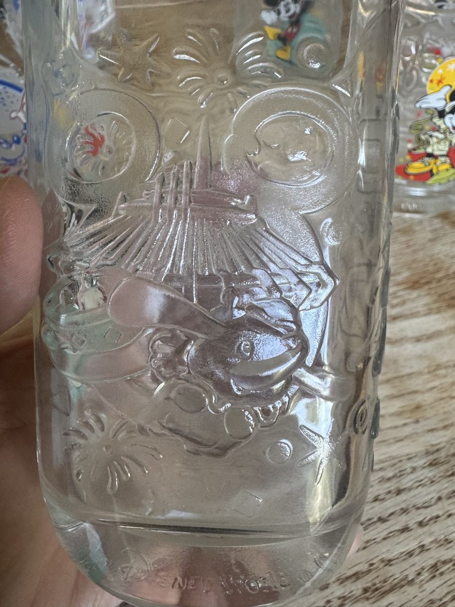 Main image 3