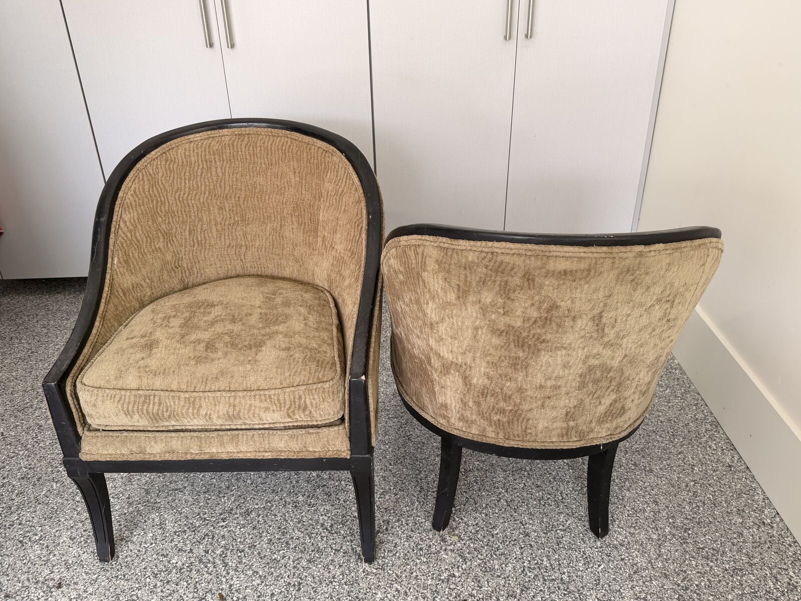 2 chairs