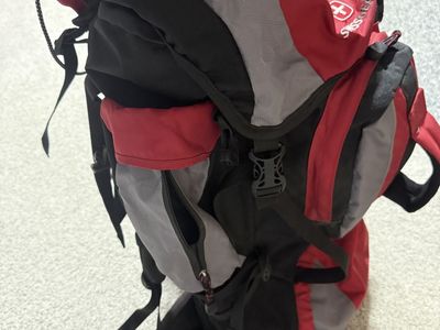 SwissGear Large Hiking / Camping Backpack – Red Black Gray – SG26001F