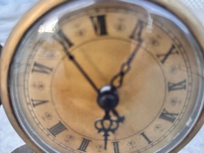 Vintage Style Table Clock with Roman Numerals and Scroll Stand