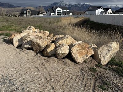 Landscape Boulders For Sale