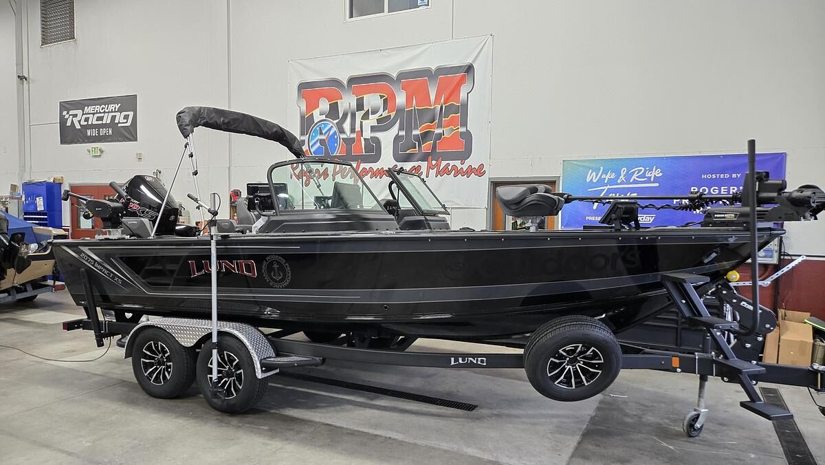 2025 Lund 2075 Impact XS Sport