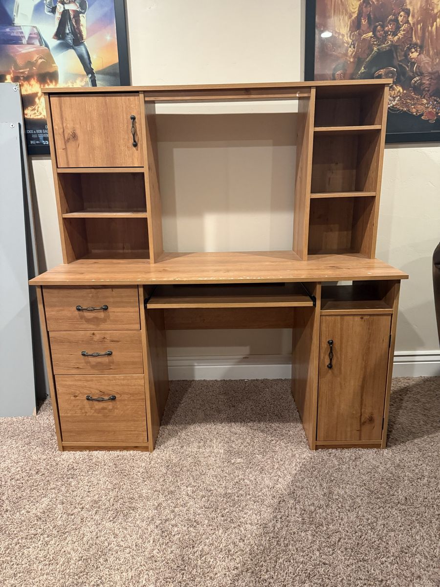 Wood desk with hutch