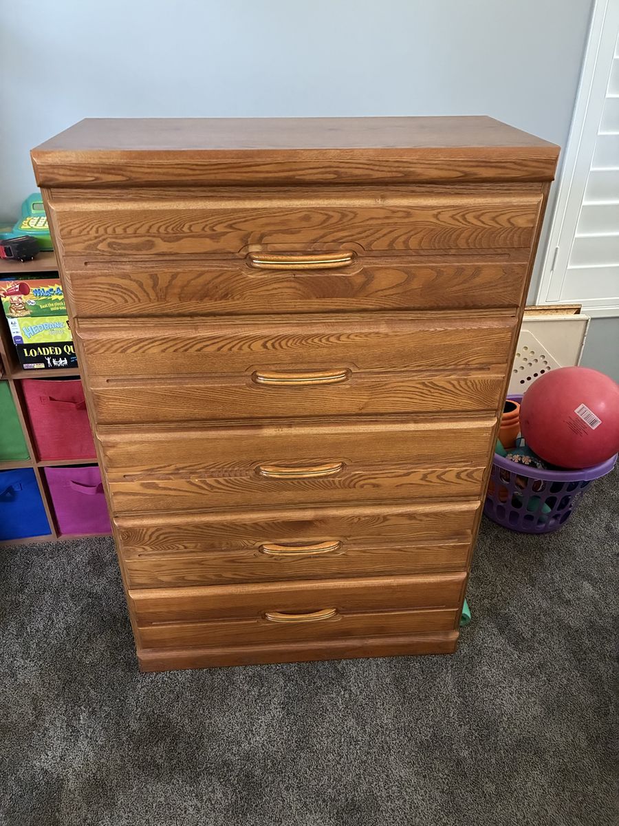 Ashley 5 drawer chest of drawers