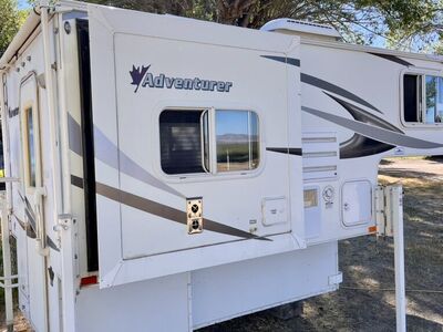 2012 Adventurer 80 GS Camper
