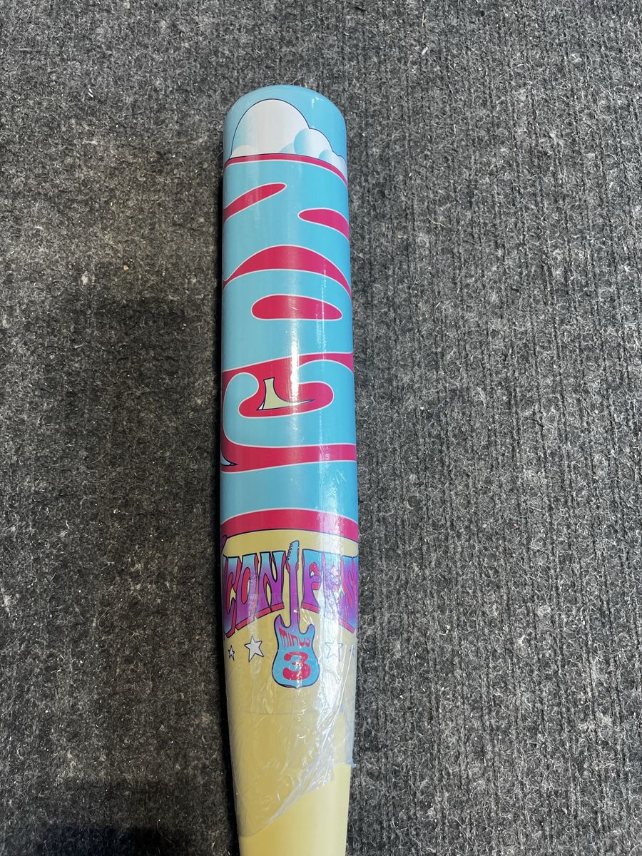 The 2027 Rawlings Limited Edition Drop ICONFest BBCOR Baseball Bat 33. New in Wrapper