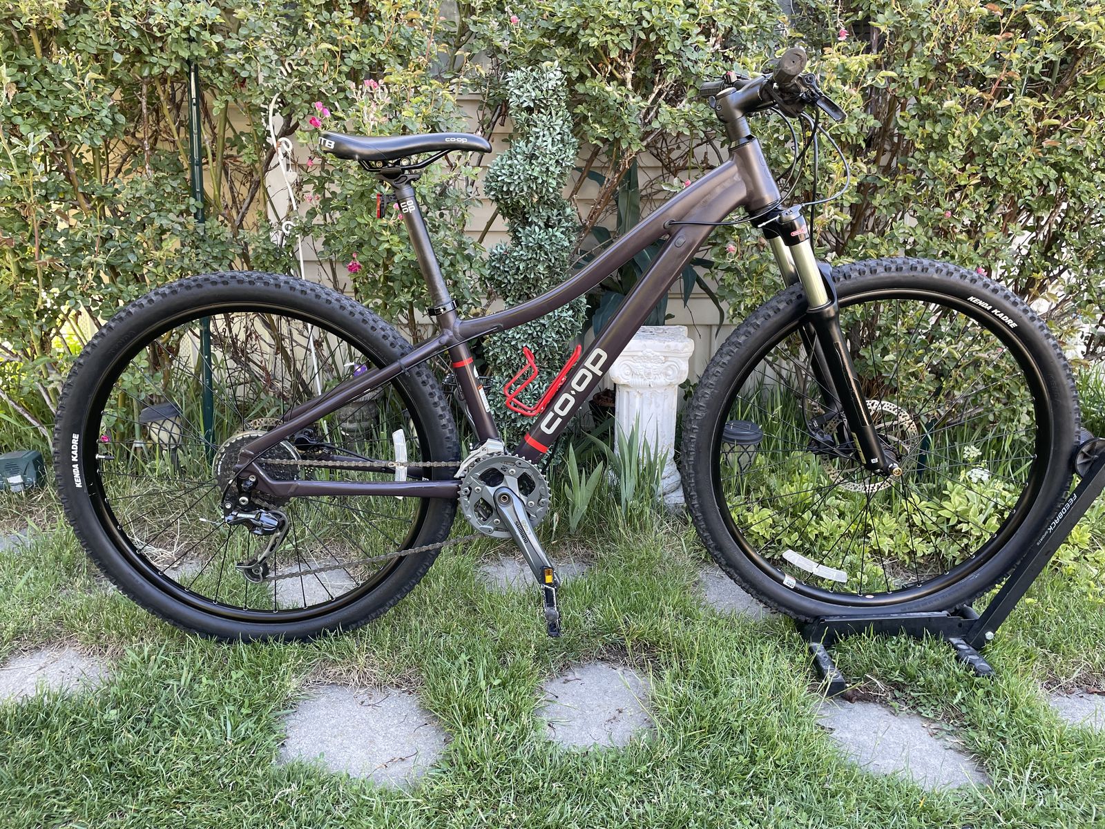 CO-OP DRT 1.2 MOUNTAIN BIKE