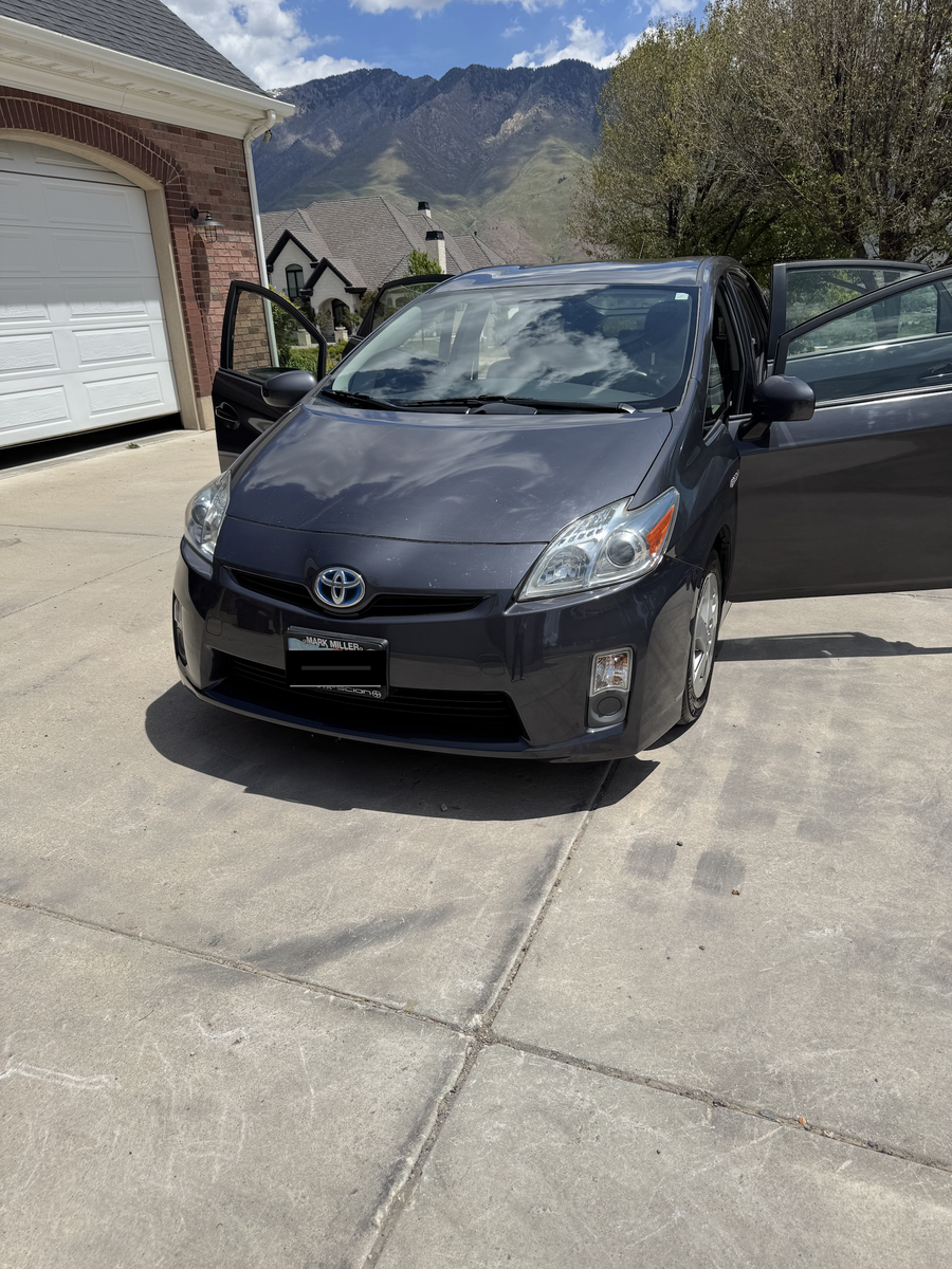 Main image 3