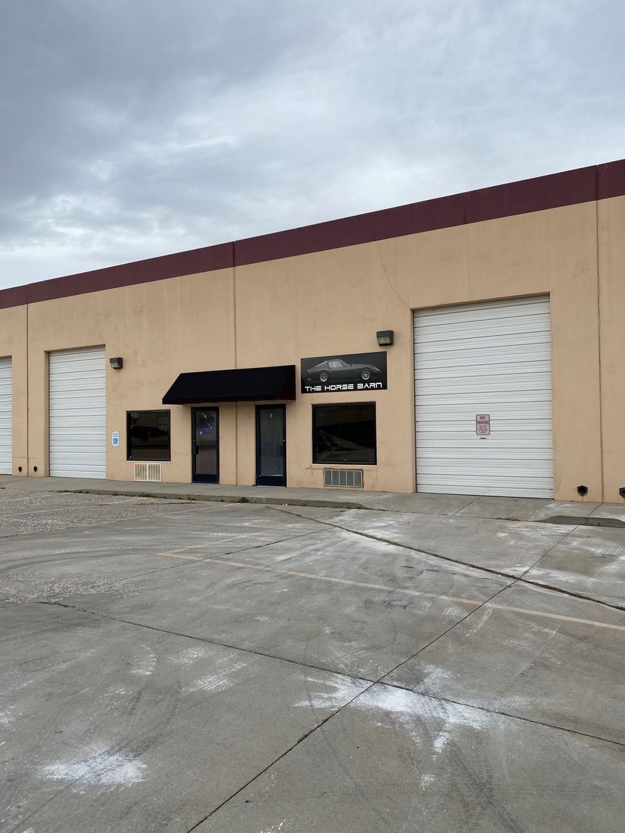 1,800 SF Warehouse in NSL- 14' GL Overhead Door- 3 Phase Power