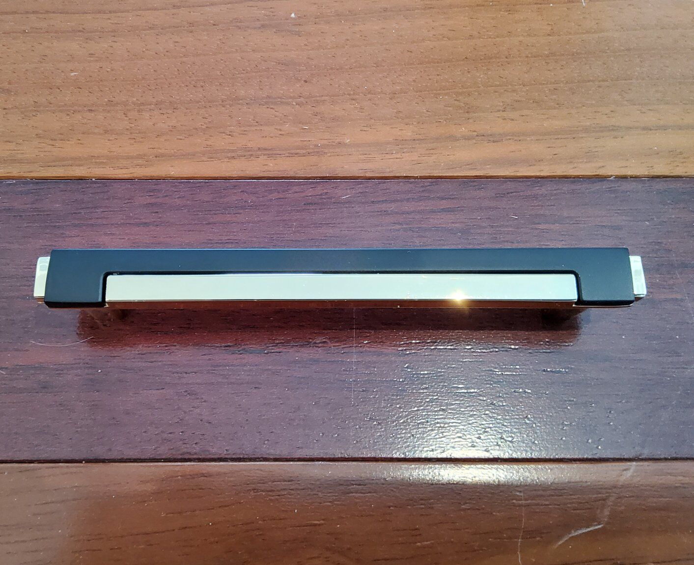 drawer and cabinet handles