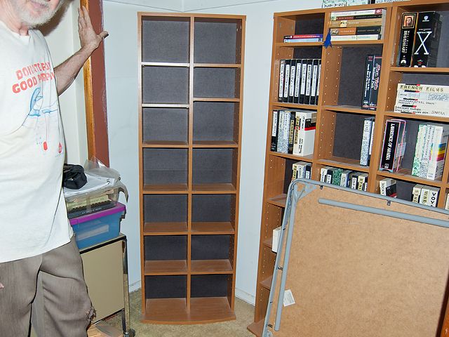 Adjustable Laminated Particle Board Shelf Unit.