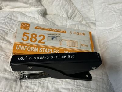 Handheld Stapler