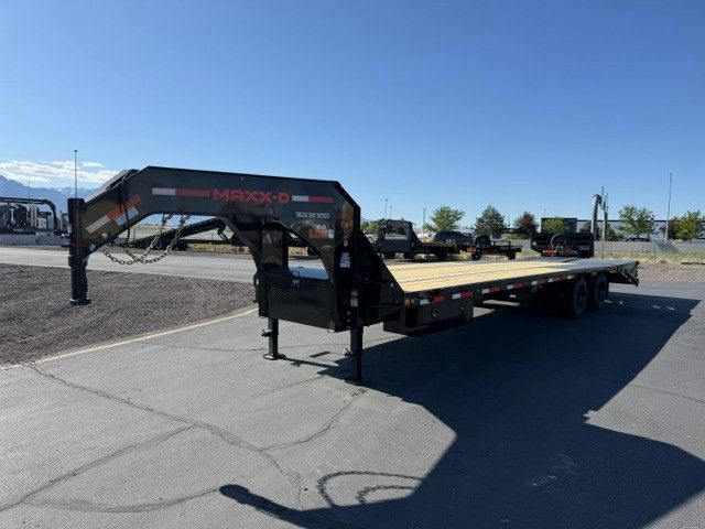 2027 Maxx-D LDX 25' Gooseneck