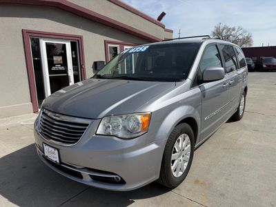 2014 Chrysler Town and Country Touring