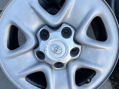 18 x 8 Toyota Tundra 2007-2021 steel wheels