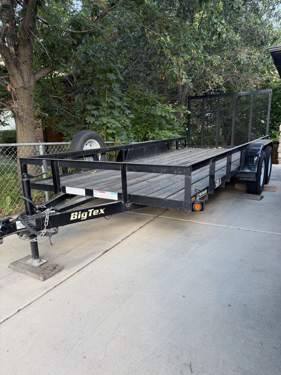7x16 Big Tex Dual Axel Trailer with Brakes!