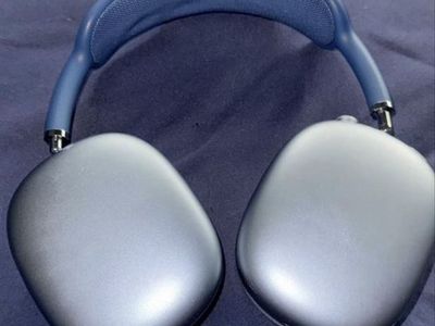 Apple AirPods Max 1st Gen BLUE
