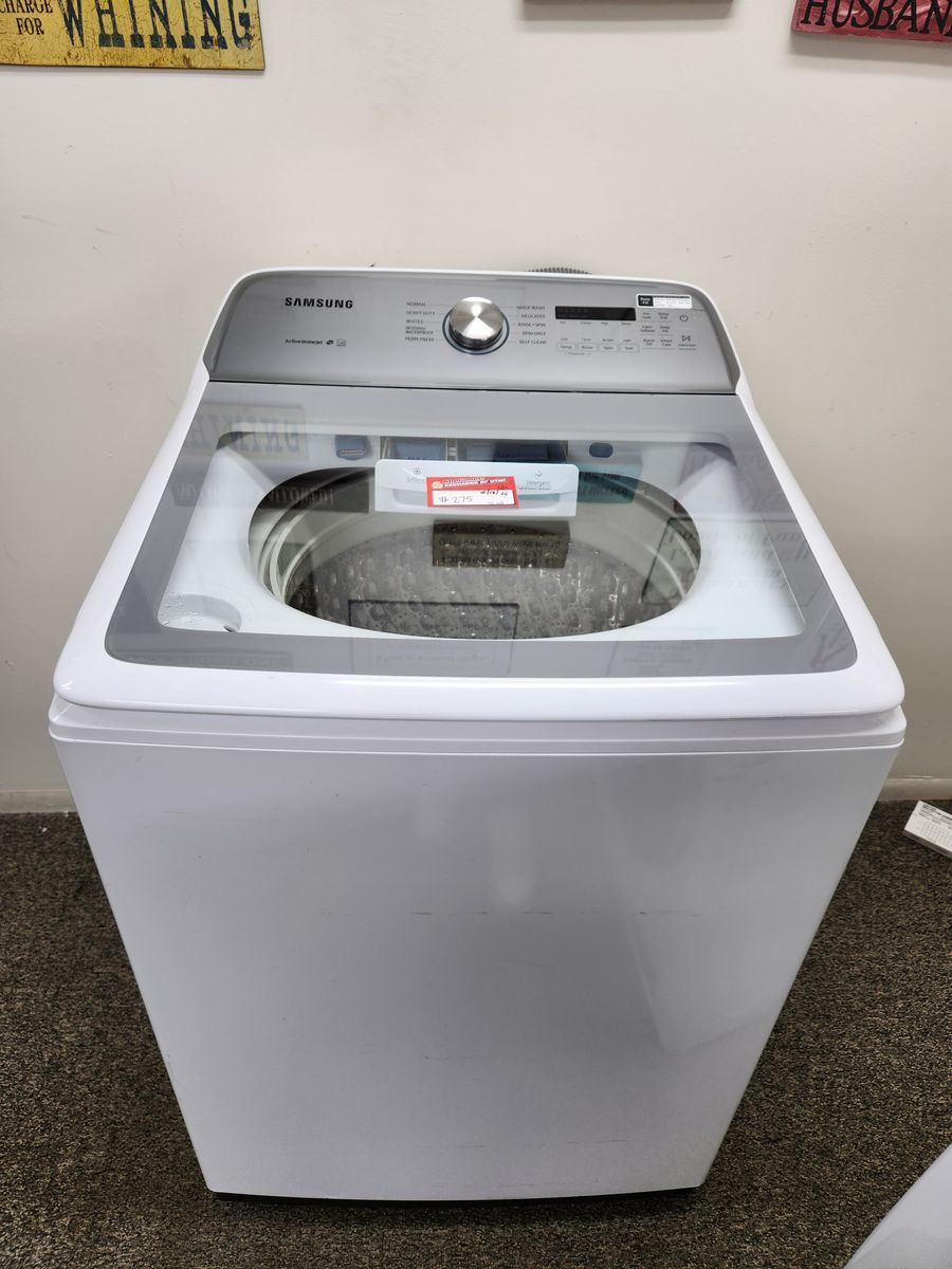 BEAUTIFUL SAMSUNG TOPLOAD WASHER! W-WARRANTY