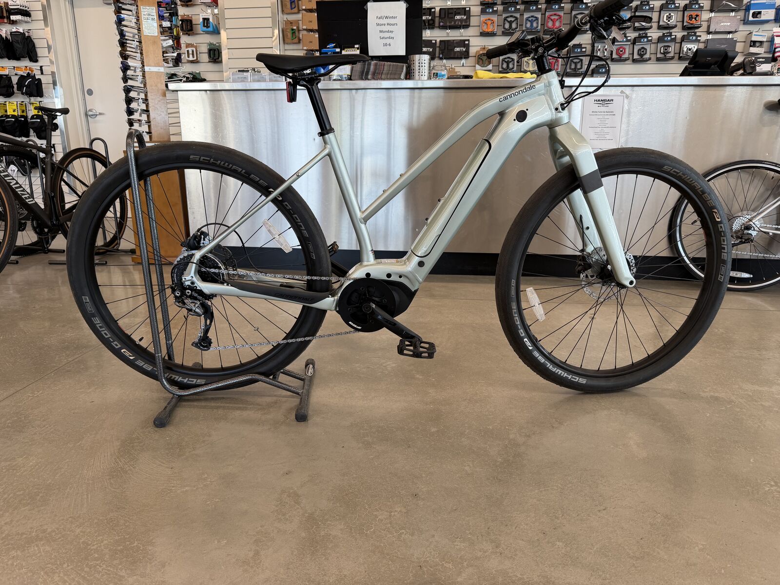 Cannondale Canvas Neo 2 Remixte