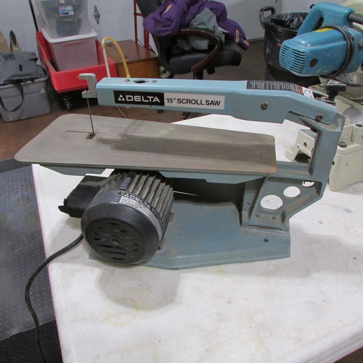 Delta 15 in Scroll Saw
