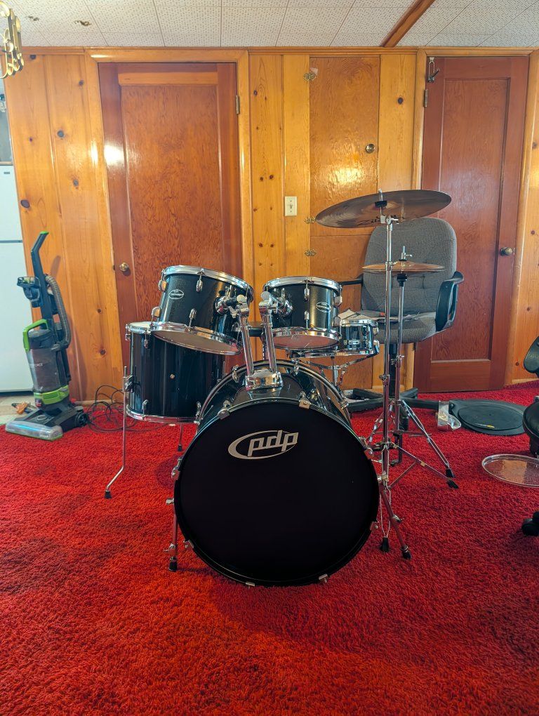 PDP Centerstage 5-Piece Beginner Drum Kit