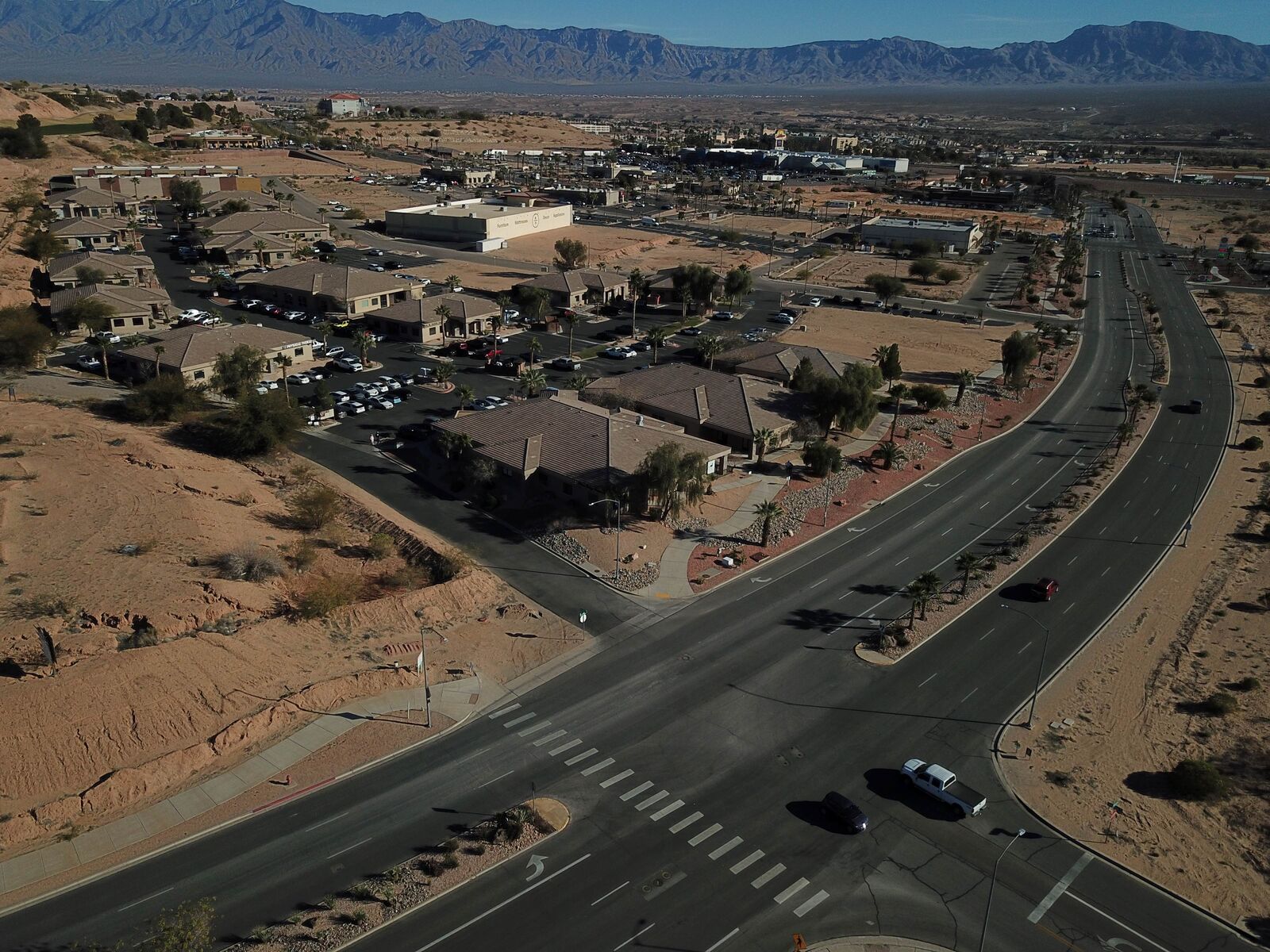 Prime Commercial Building For Sale – Mesquite NV