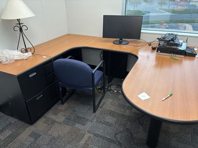 U-Shaped Desk with Two Chairs