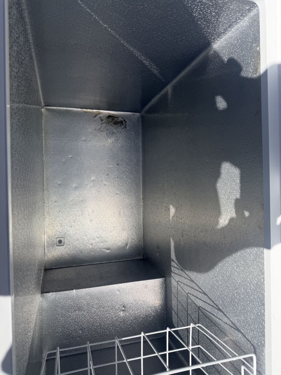 Main image 4