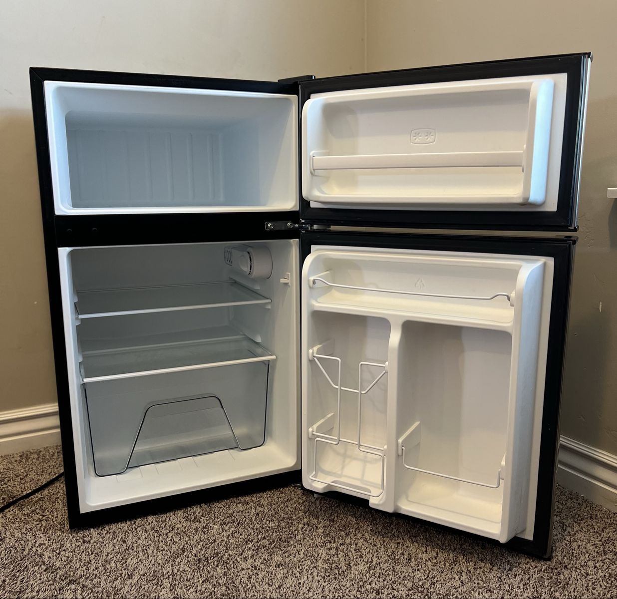 Galanz Mini Fridge & Freezer