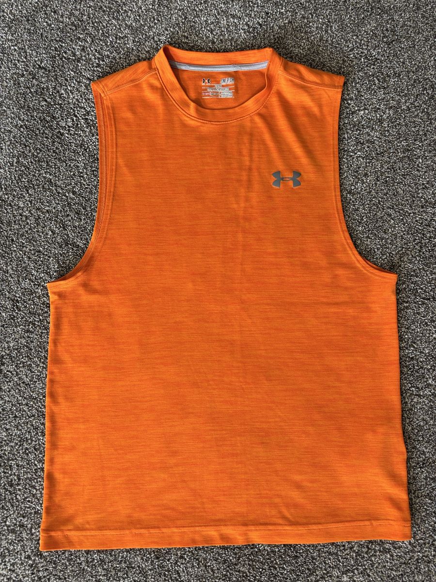 Like NEW! Under Armour Men's Sleeveless Shirt-S