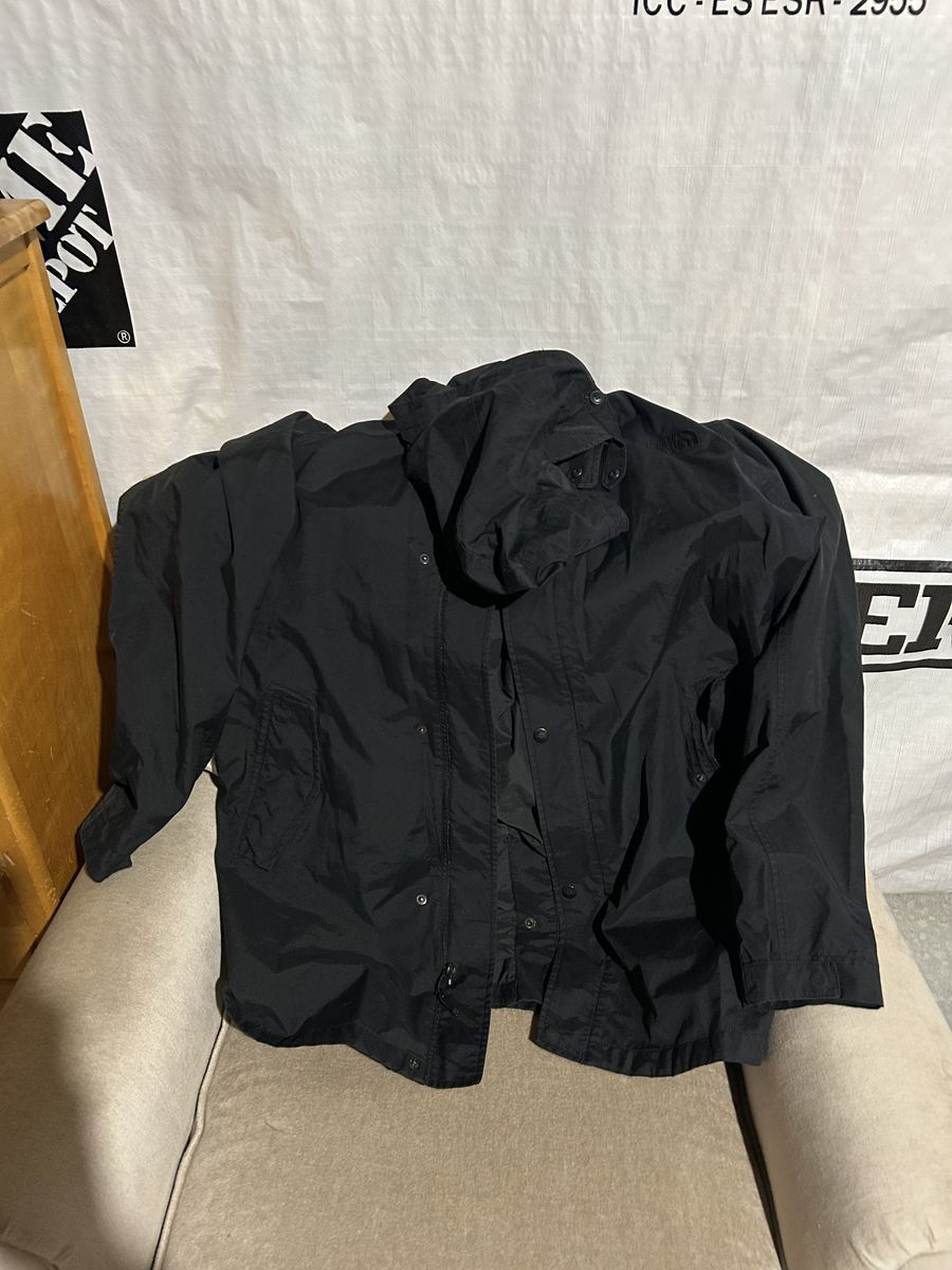 The North Face Men’s Medium Coat